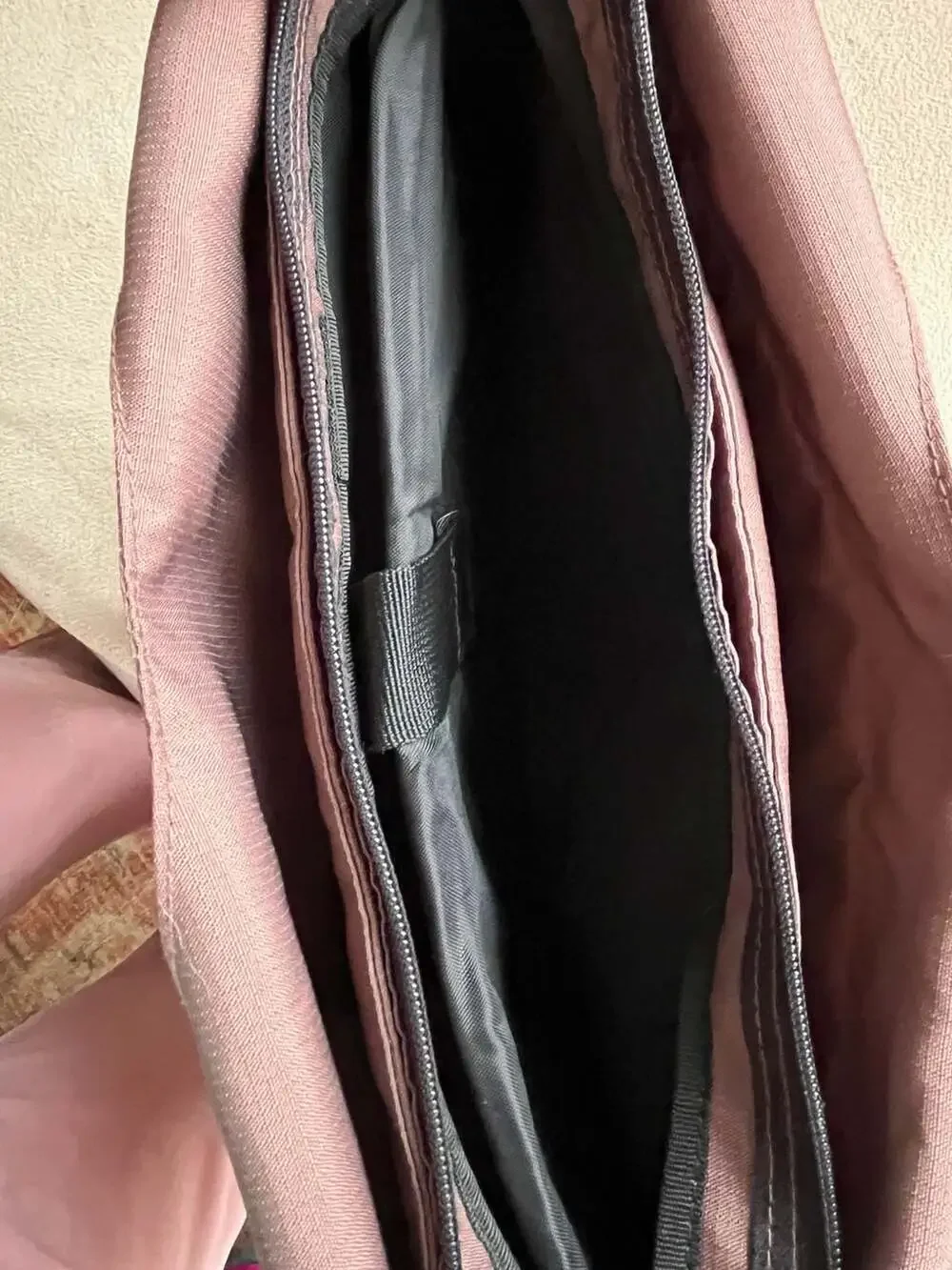 Eddie Bauer Mauve Nylon Laptop Tote Bag with Padded Compartment